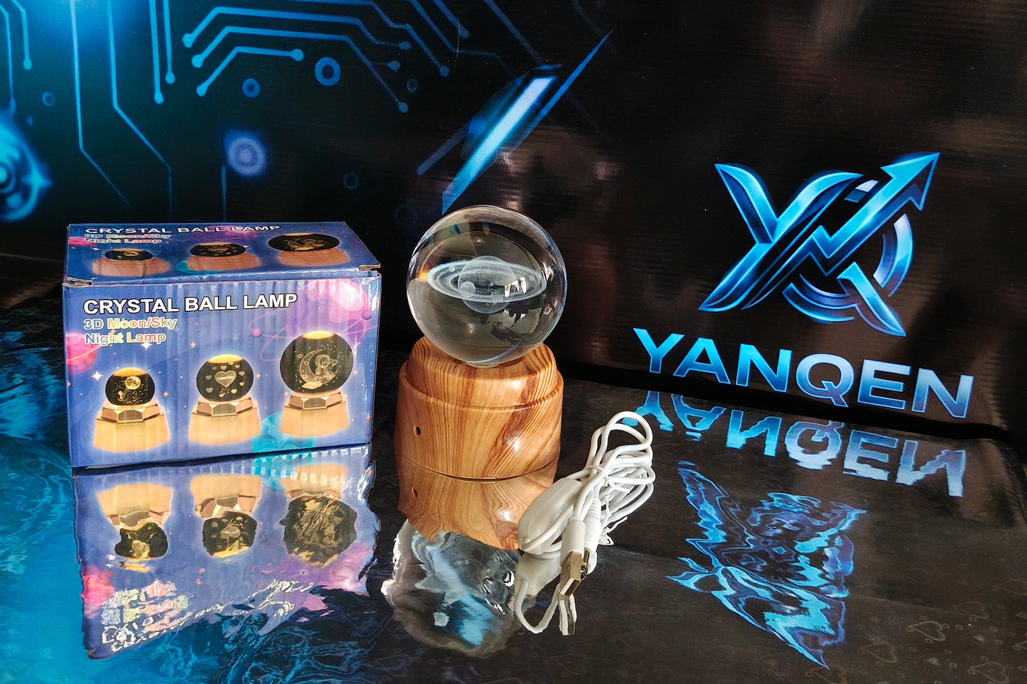YANQEN Orb 3D: Lámpara de Cristal Giratoria 360°